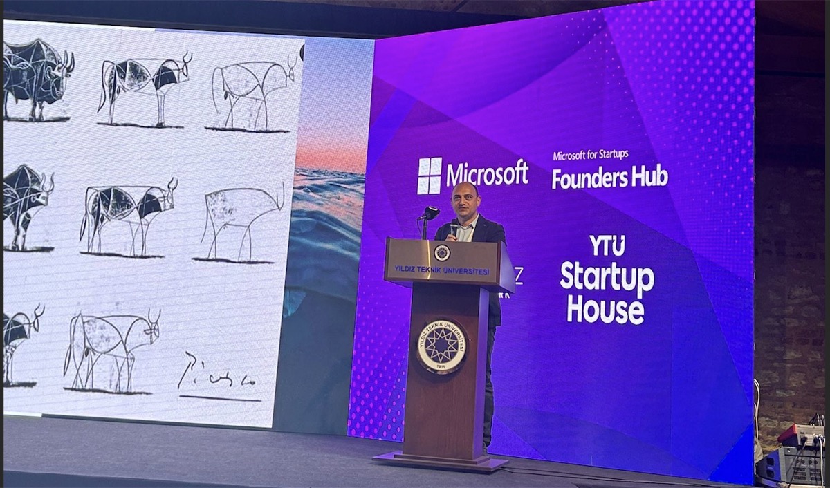 YTU Startup House Istanbul talk photo